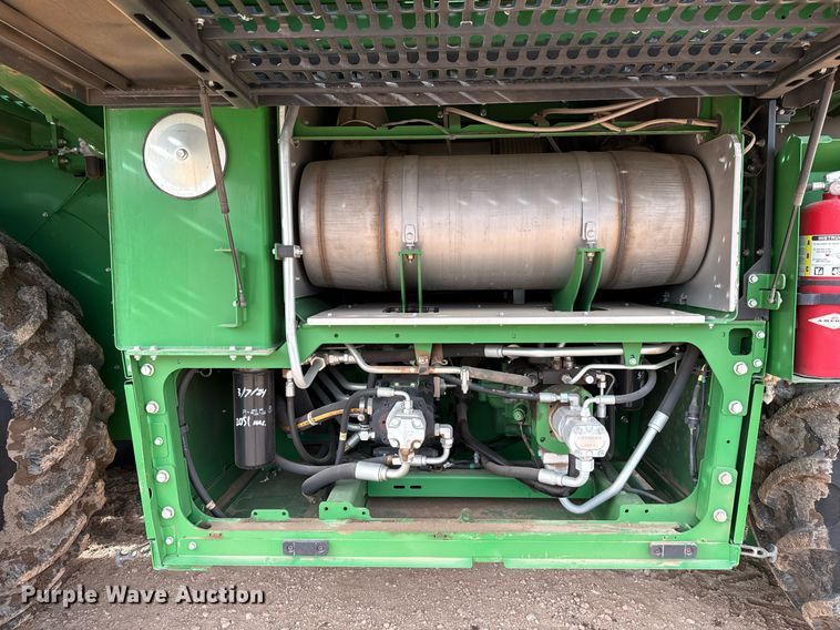 image for item ED5548 2015 John Deere CS690 RWA cotton stripper