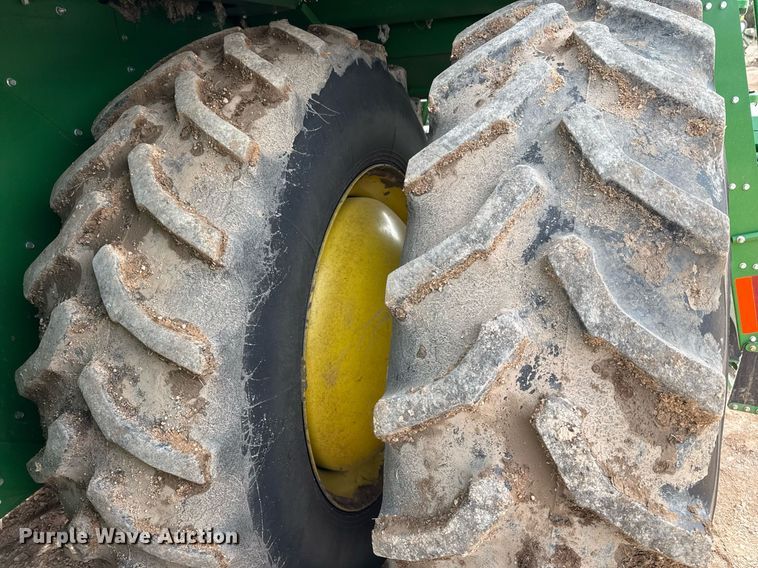 image for item ED5548 2015 John Deere CS690 RWA cotton stripper