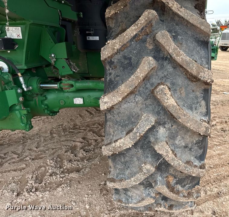 image for item ED5548 2015 John Deere CS690 RWA cotton stripper
