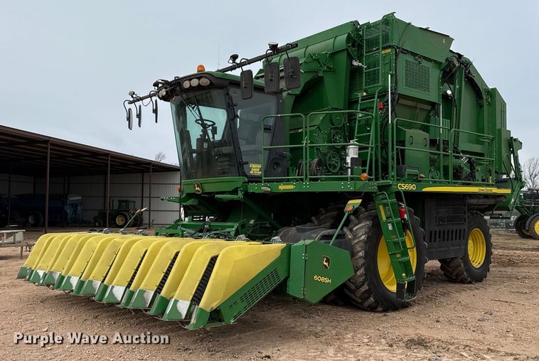 image for item ED5549 2018 John Deere CS690 RWA cotton stripper