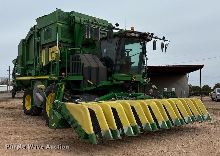 image for item ED5549 2018 John Deere CS690 RWA cotton stripper