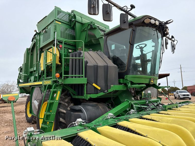 image for item ED5549 2018 John Deere CS690 RWA cotton stripper
