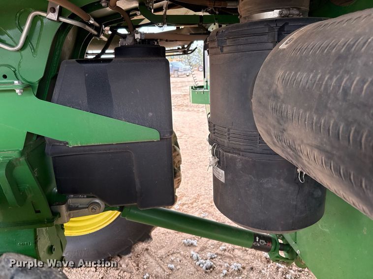 image for item ED5549 2018 John Deere CS690 RWA cotton stripper