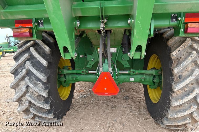 image for item ED5549 2018 John Deere CS690 RWA cotton stripper