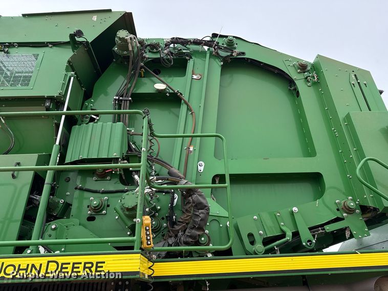 image for item ED5549 2018 John Deere CS690 RWA cotton stripper