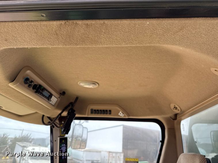 image for item ED5549 2018 John Deere CS690 RWA cotton stripper