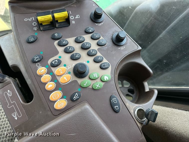 image for item ED5549 2018 John Deere CS690 RWA cotton stripper