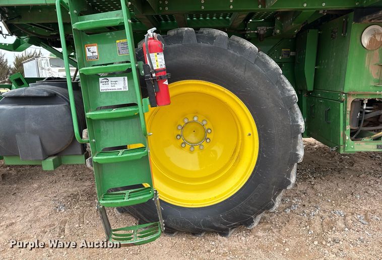 image for item ED5549 2018 John Deere CS690 RWA cotton stripper