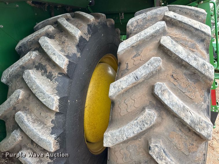 image for item ED5549 2018 John Deere CS690 RWA cotton stripper