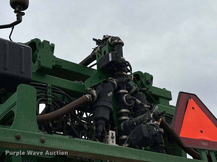 image for item ED5550 2020 John Deere R4060 sprayer