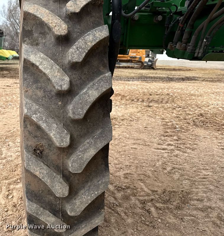 image for item ED5550 2020 John Deere R4060 sprayer