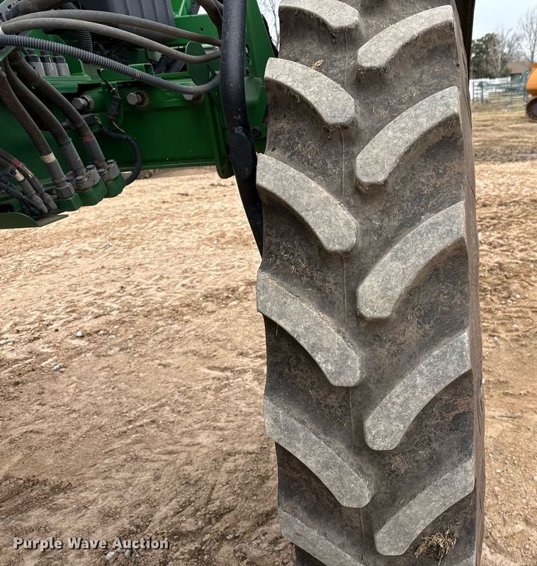 image for item ED5550 2020 John Deere R4060 sprayer