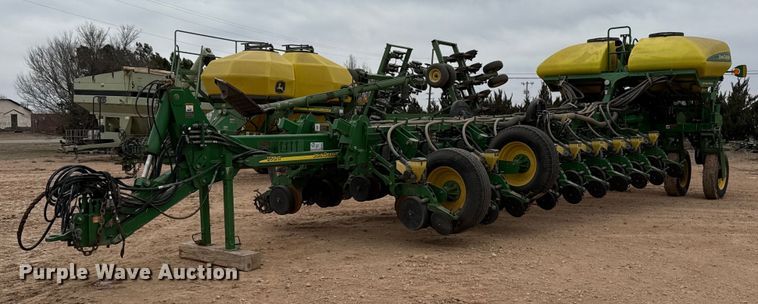 image for item ED5551 2013 John Deere 1770NT no-till planter