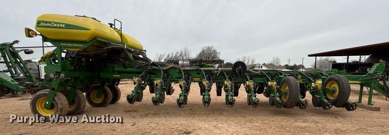 image for item ED5551 2013 John Deere 1770NT no-till planter