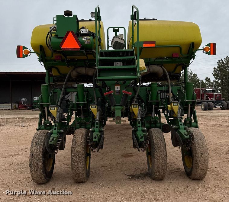 image for item ED5551 2013 John Deere 1770NT no-till planter