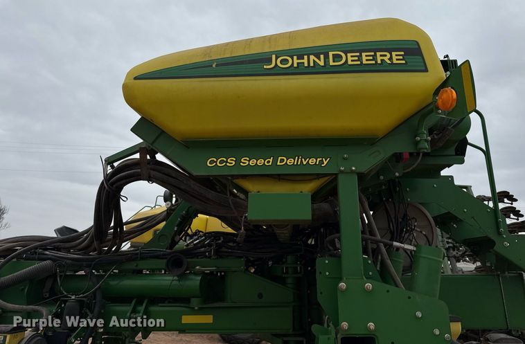 image for item ED5551 2013 John Deere 1770NT no-till planter
