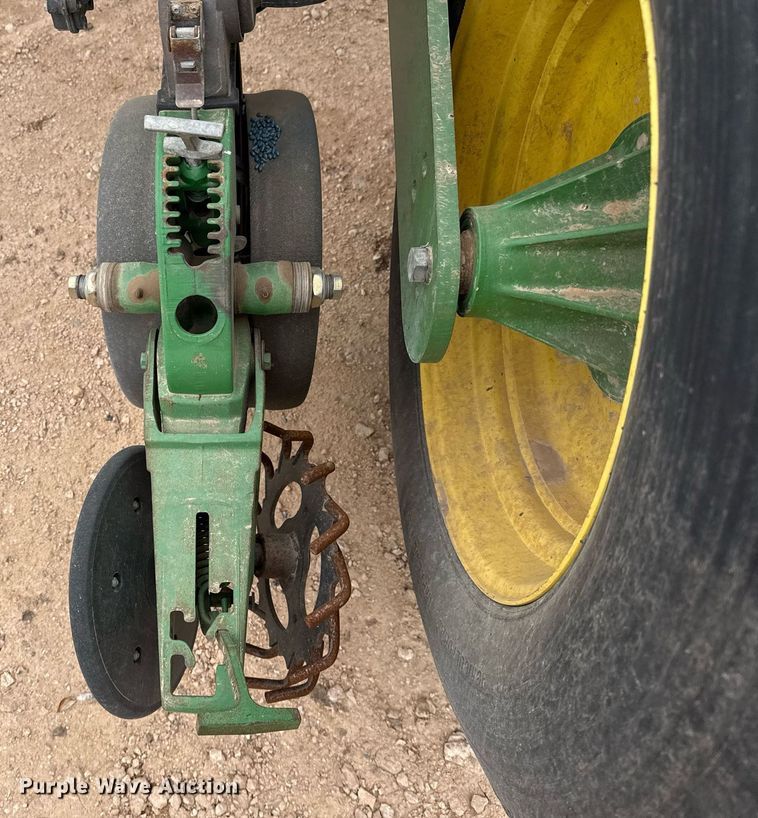 image for item ED5551 2013 John Deere 1770NT no-till planter