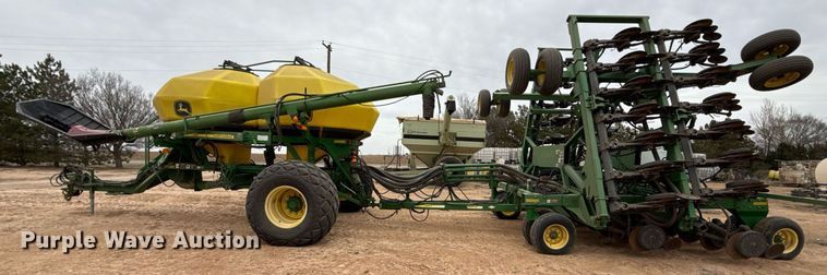 image for item ED5552 2009 John Deere 1890 air seeder