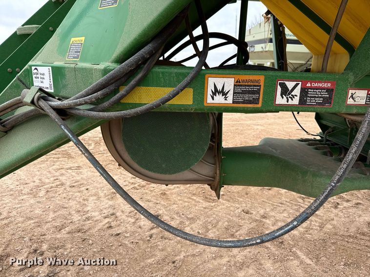 image for item ED5552 2009 John Deere 1890 air seeder