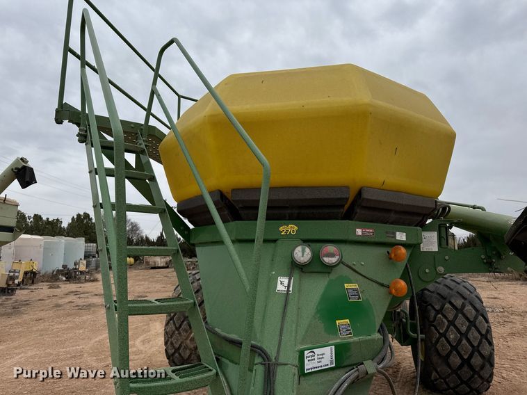 image for item ED5552 2009 John Deere 1890 air seeder