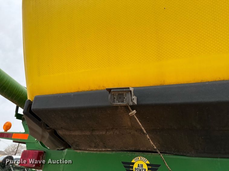 image for item ED5552 2009 John Deere 1890 air seeder