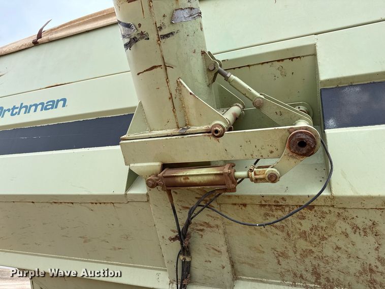 image for item ED5554 Orthman 608-000 grain cart