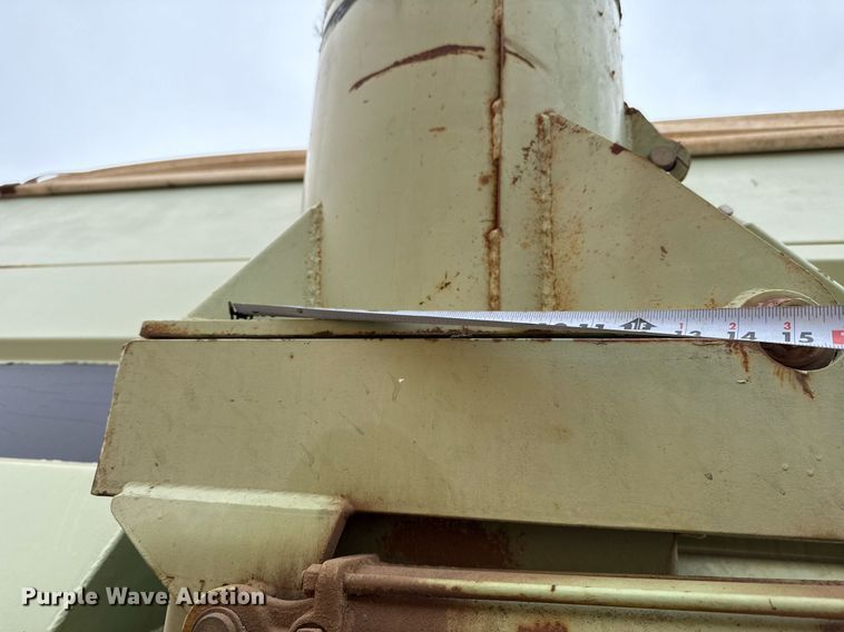 image for item ED5554 Orthman 608-000 grain cart