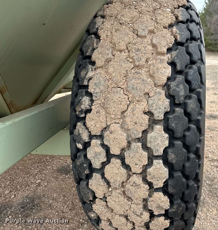 image for item ED5554 Orthman 608-000 grain cart