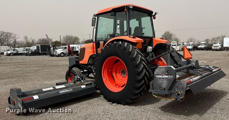 image for item EG2656 2014 Kubota M108S tractor