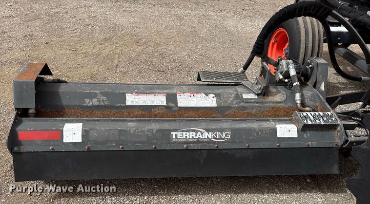 image for item EG2656 2014 Kubota M108S tractor