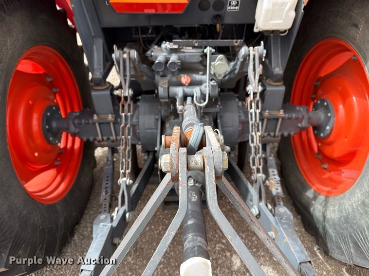 image for item EG2656 2014 Kubota M108S tractor