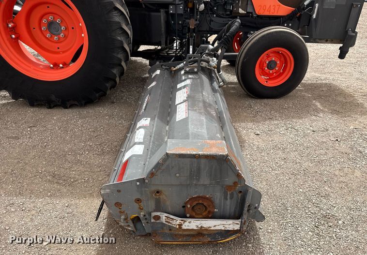 image for item EG2656 2014 Kubota M108S tractor