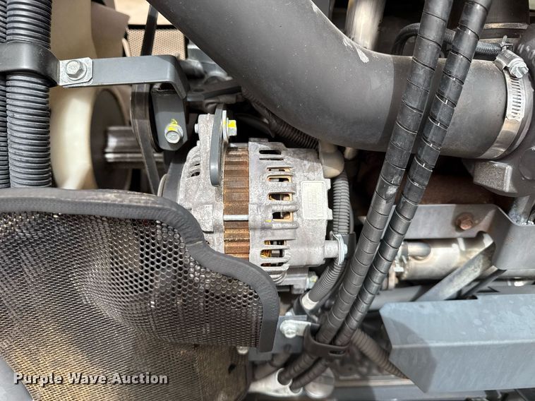 image for item EG2656 2014 Kubota M108S tractor