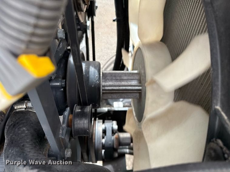 image for item EG2656 2014 Kubota M108S tractor