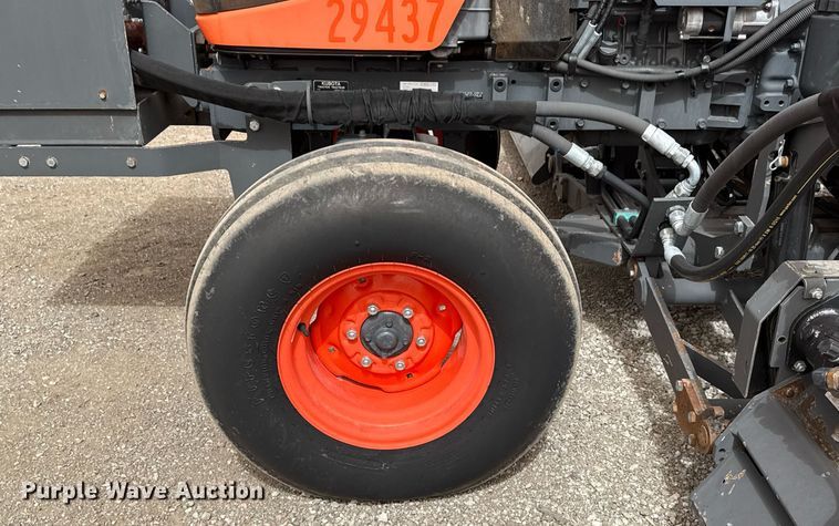 image for item EG2656 2014 Kubota M108S tractor