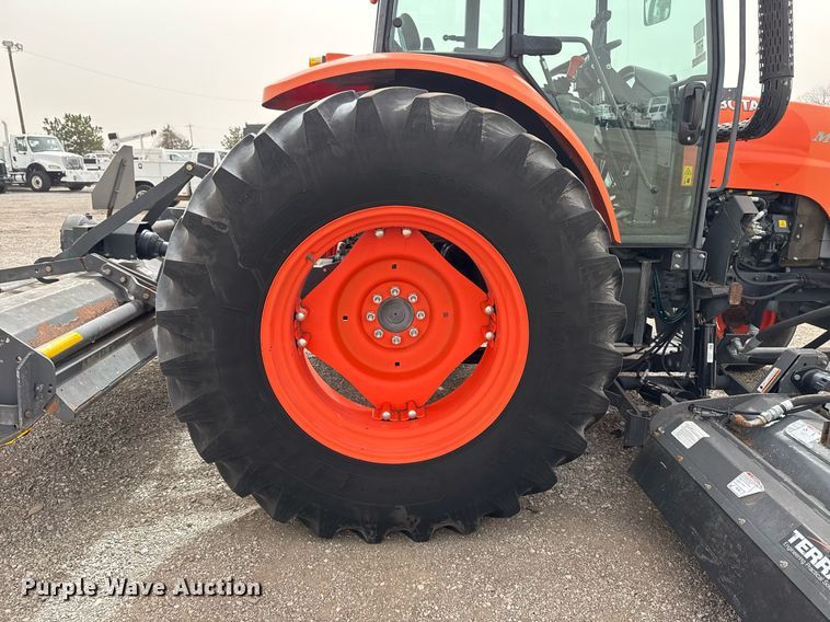 image for item EG2656 2014 Kubota M108S tractor