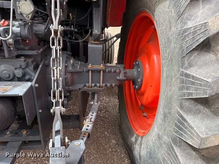 image for item EG2656 2014 Kubota M108S tractor