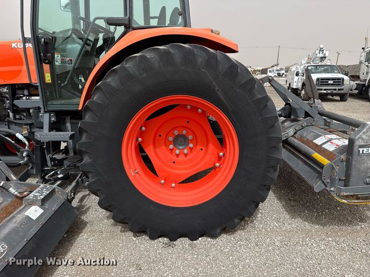 image for item EG2656 2014 Kubota M108S tractor