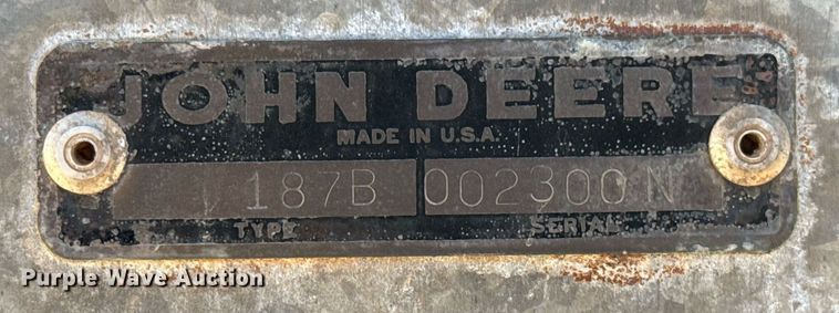 image for item EJ3521 (3) John Deere grain drills