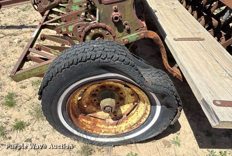 image for item EJ3521 (3) John Deere grain drills