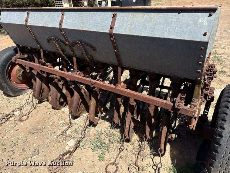 image for item EJ3522 (3) grain drills