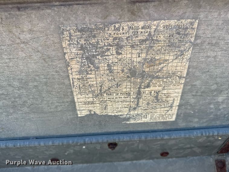 image for item EJ3522 (3) grain drills