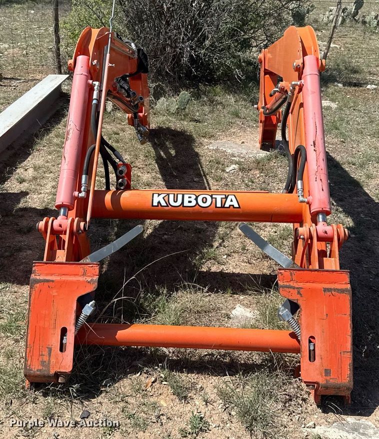 image for item EJ3523 Kubota LA1854S loader