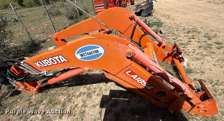 image for item EJ3523 Kubota LA1854S loader