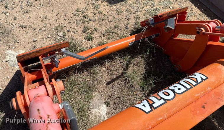 image for item EJ3523 Kubota LA1854S loader