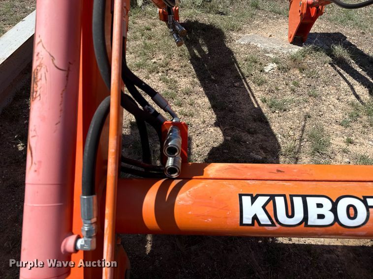 image for item EJ3523 Kubota LA1854S loader