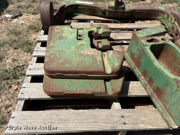 image for item EJ3524 Tractor parts