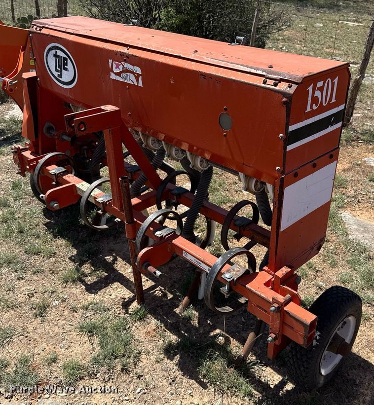 image for item EJ3525 Tye 104-332 grain drill