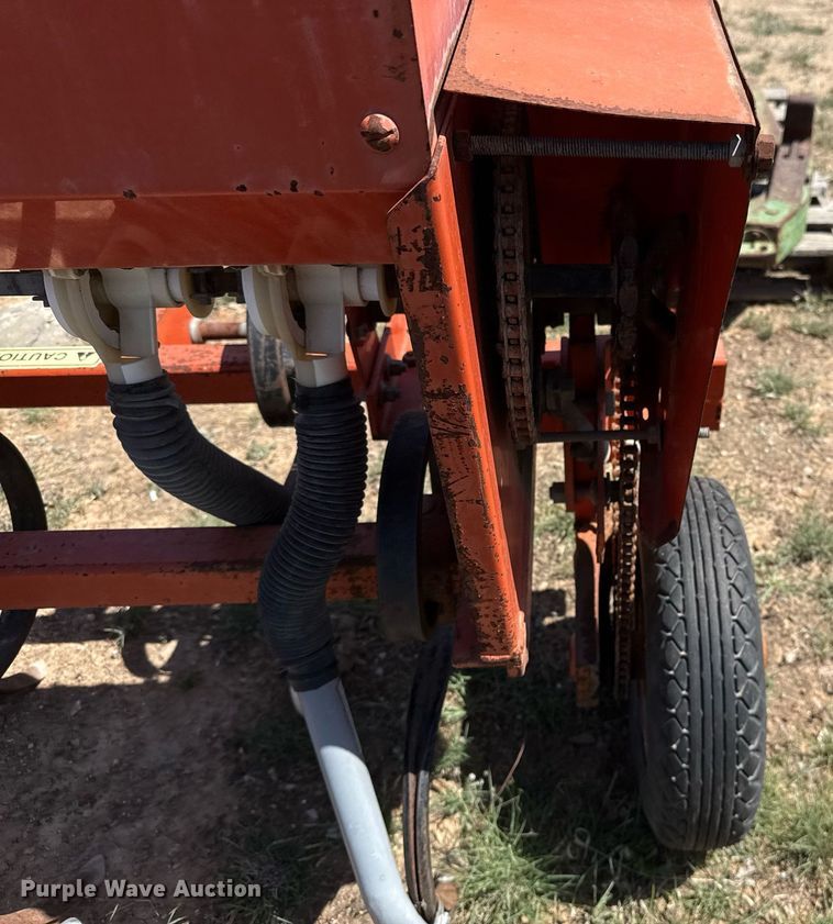 image for item EJ3525 Tye 104-332 grain drill