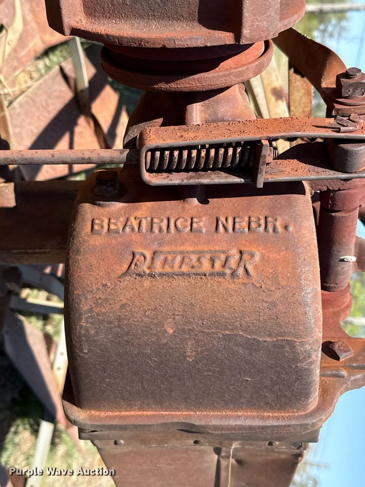 image for item EJ3528 Dimpster Windmill tower